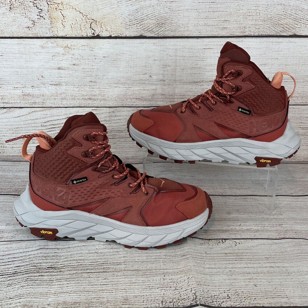 Hoka Anacapa Mid GTX Womens Sz 7B Hiking Boots Hot Sauce